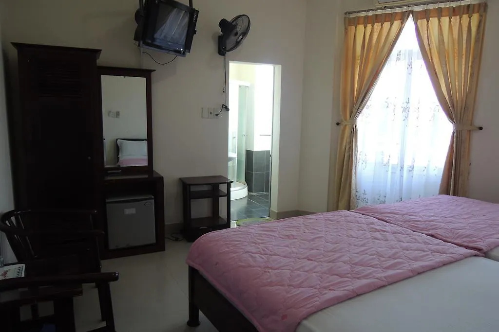 Tuan Thuy Hotel Nha Trang 2*,  Vietnam